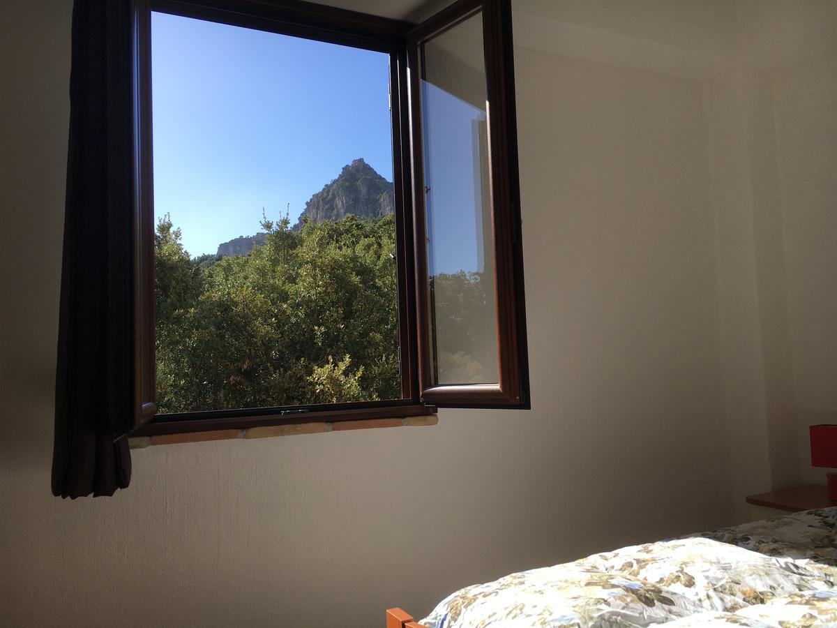 Selu Bed and Breakfast Jerzu Buitenkant foto